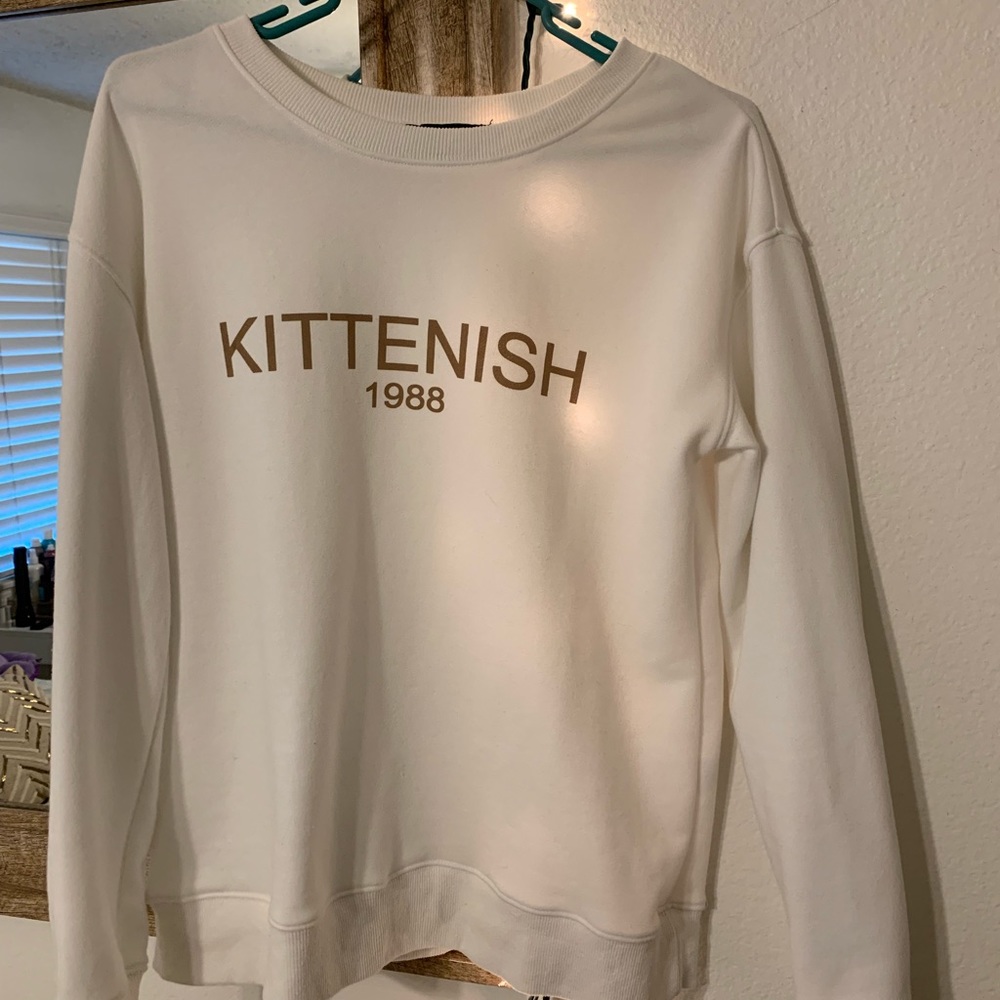 Kittenish crew sweater
